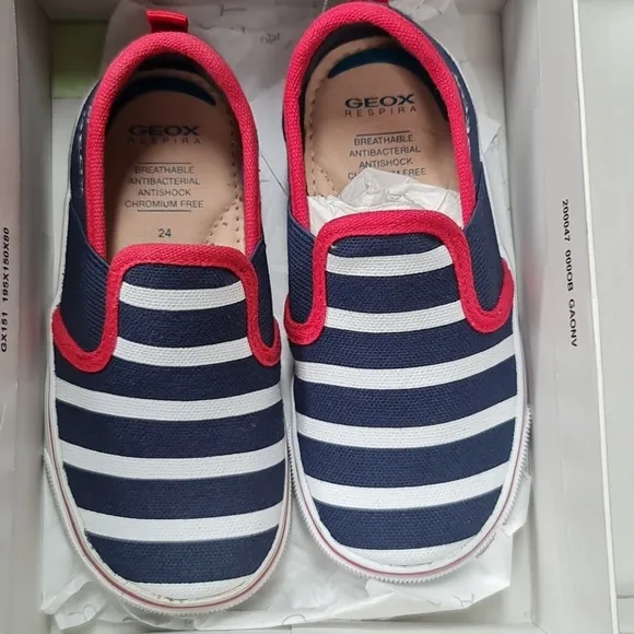 🎁 Geox Kids Kiwi Slip-on
