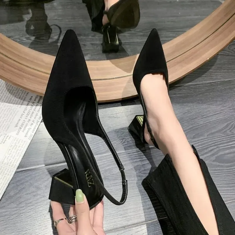 2024 Summer New Pointed Solid Color Simple Shallow Mouth Comfortable Women's Outwear Back Strap Fashion Sandals Women