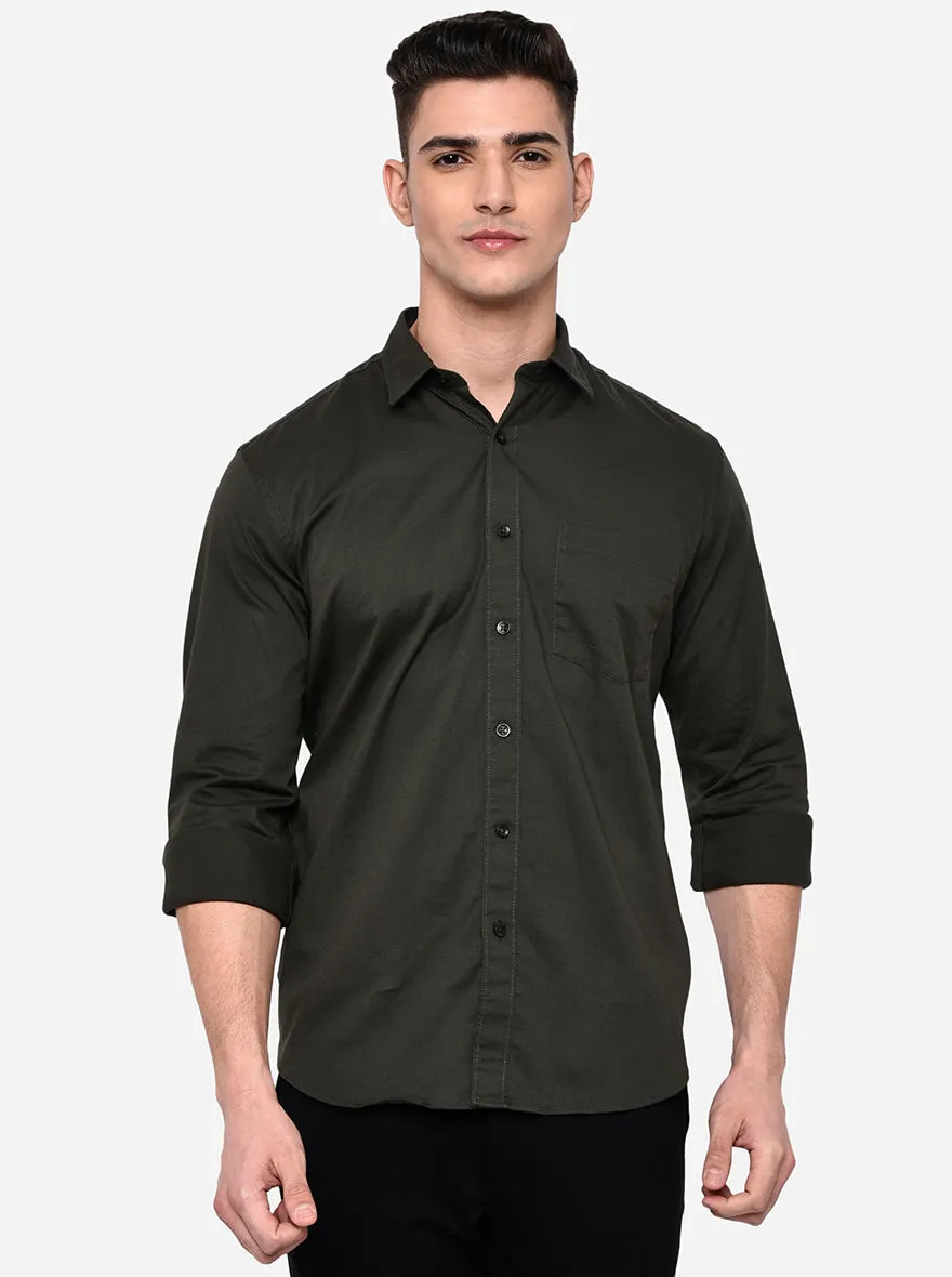 Bottle Green Solid Slim Fit Casual Shirt | JadeBlue