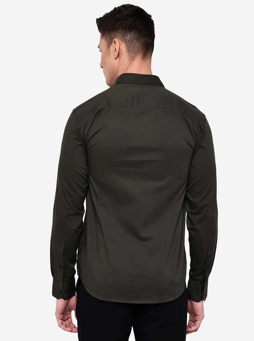 Bottle Green Solid Slim Fit Casual Shirt | JadeBlue