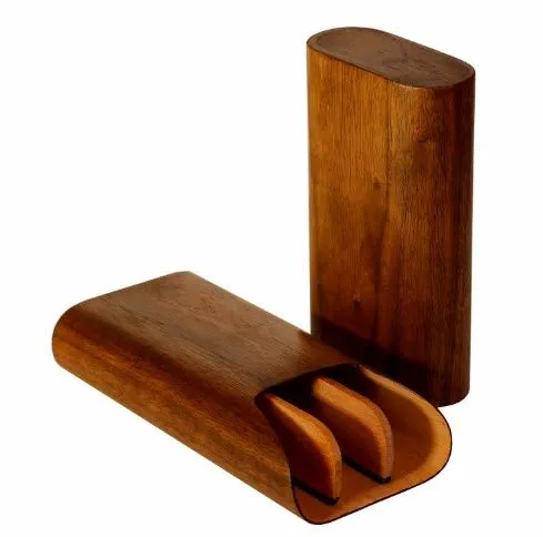Brizard and Co. The "Show Band" 3 Cigar Case - Curly Walnut