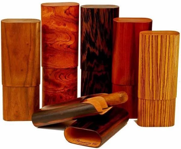 Brizard and Co. The "Show Band" 3 Cigar Case - Curly Walnut