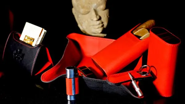 Brizard and Co. The "Show Band" 3 Cigar Case - Sunrise Red and Macassar Ebony (Flat Top)