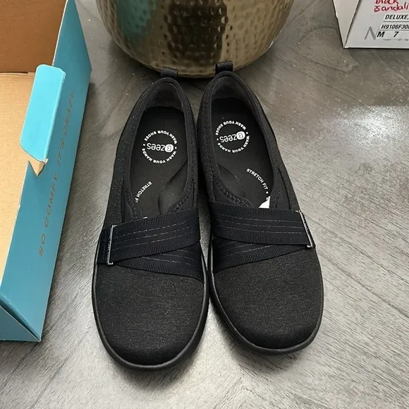 BZees Niche III Slip-On