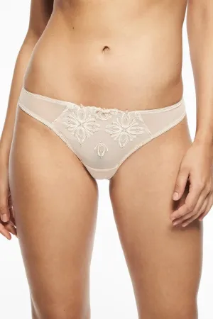 Champs Elysées Lace Thong