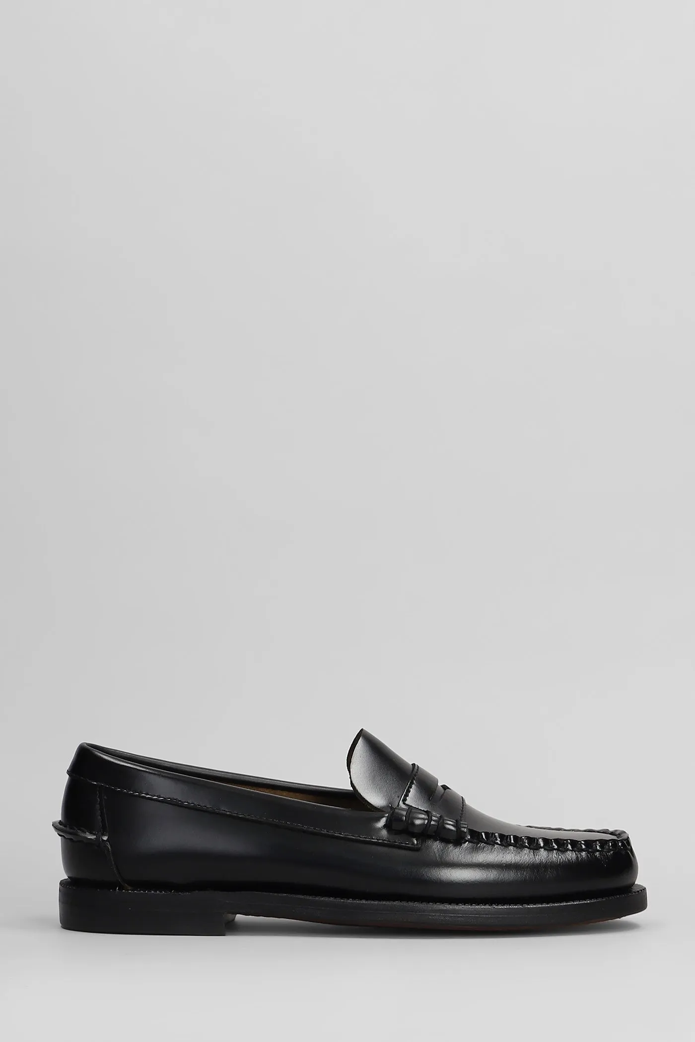 Classic dan Loafers in black leather