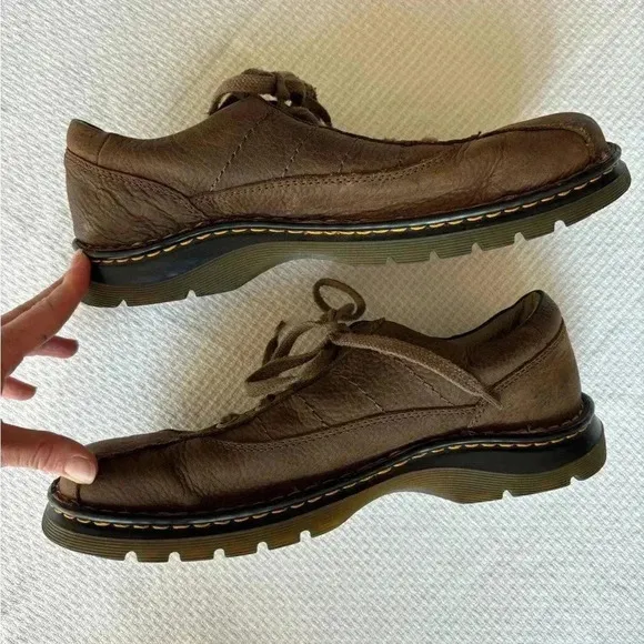 Dr. Martens Shoes Men’s 11 John pebbled leather Vintage y2k 90s 80s grunge