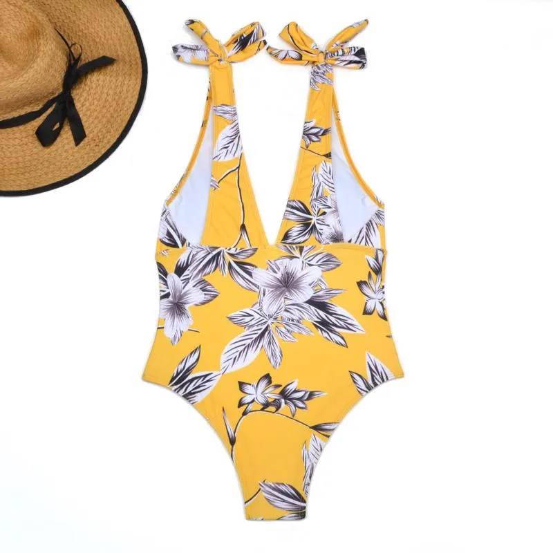 Elitsa One Piece