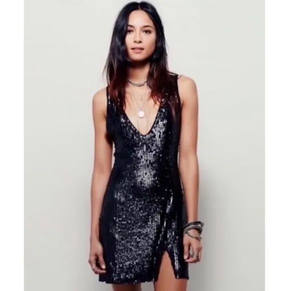 Free People Intimately Sexy In Sequins Black Mini Dress Matte V-Neck Size XS S