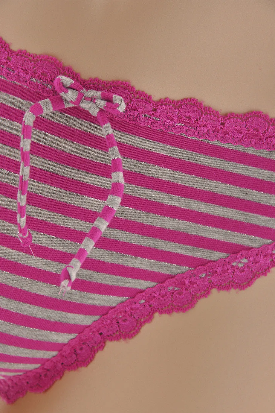 FUNKY Fuchsia Thong