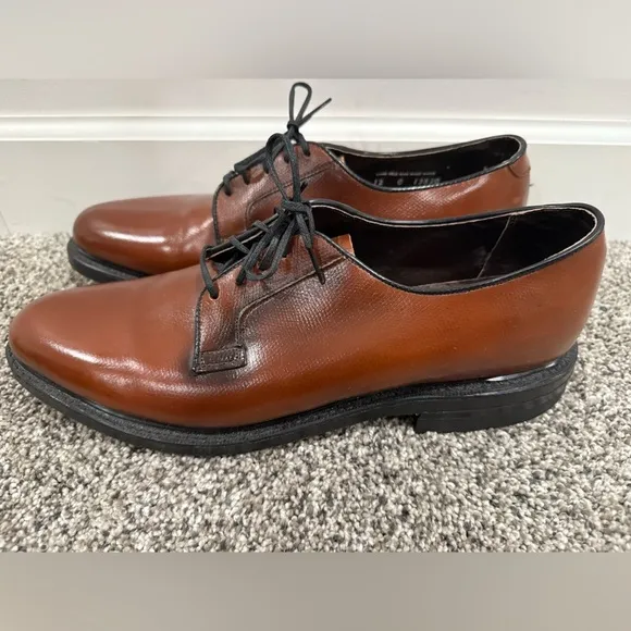 Hofheimer's Cavaliers men's brown leather Oxford dress shoes, size 12