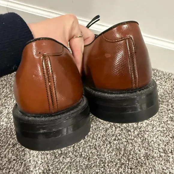 Hofheimer's Cavaliers men's brown leather Oxford dress shoes, size 12