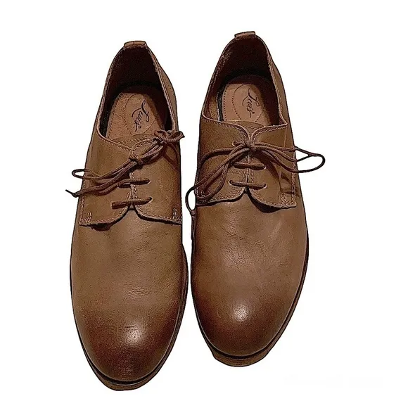 𝅺LEVI'S Men's Brown Derby Oxford Lace Up Shoes Size 9