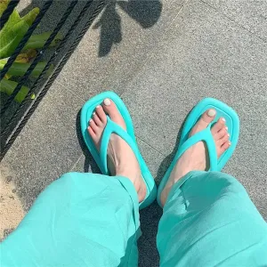 Lightweight orthopedic flip flops