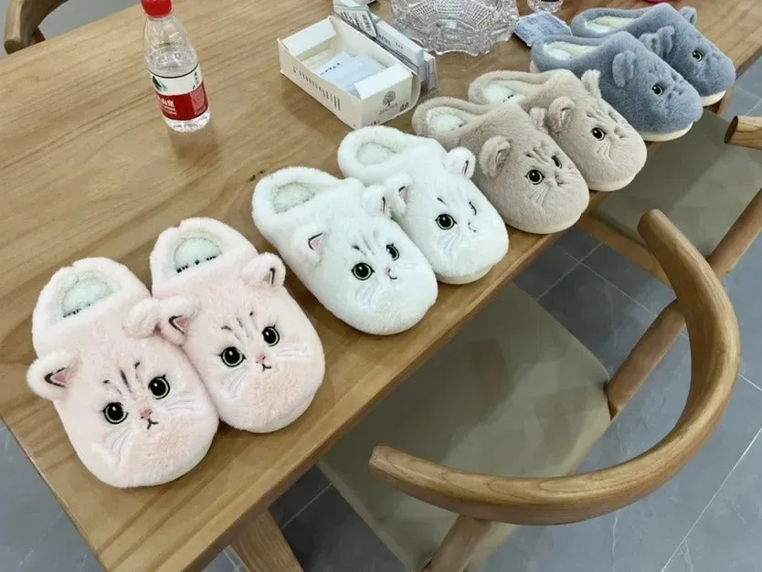 Little cat slipper