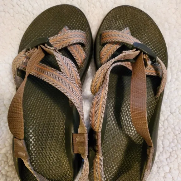 Mens Chaco sandals,  size 10,   Brownish gray with orange stripes.