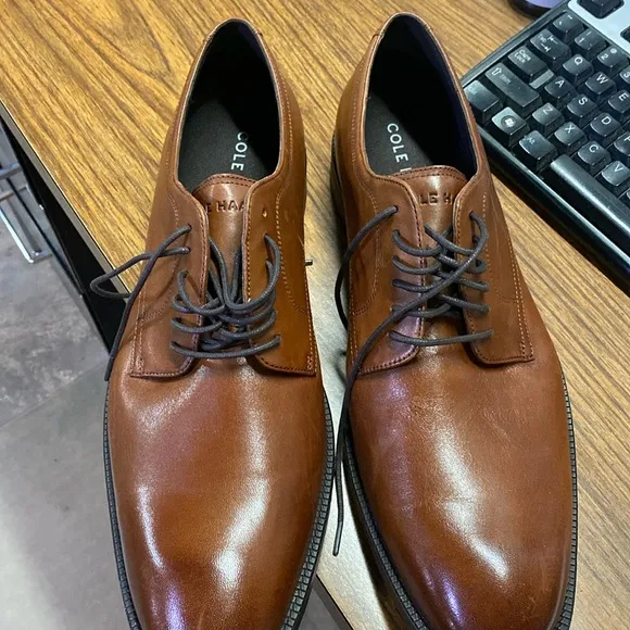 Men’s Cole Haan Hawthorne Oxford brown Shoes Sz 12M.  New