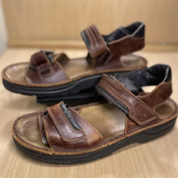 Naot Lapland Buffalo Sandals Brown Size 44/11-11.5