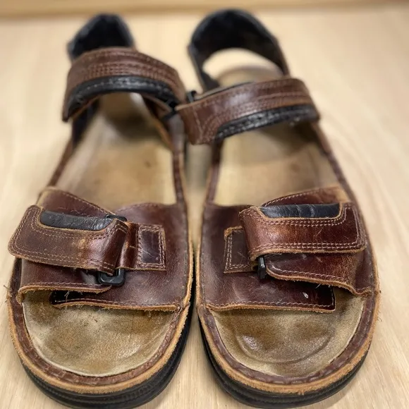 Naot Lapland Buffalo Sandals Brown Size 44/11-11.5
