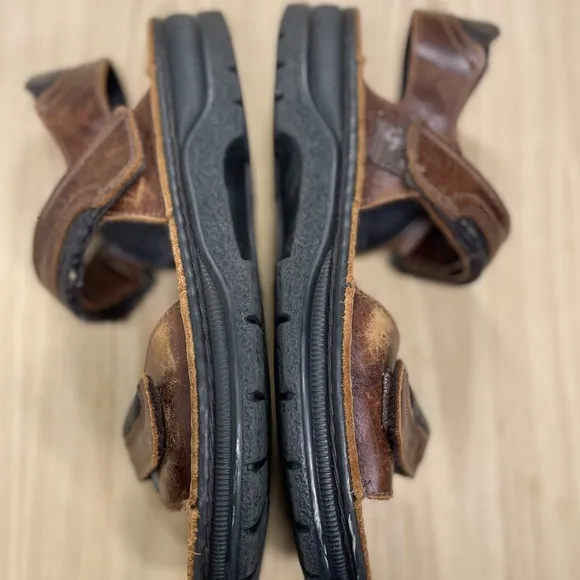 Naot Lapland Buffalo Sandals Brown Size 44/11-11.5