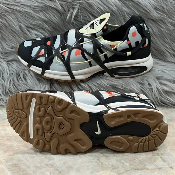 Nike Air Kukini ‘Abstract’ Men Slip On Sneakers