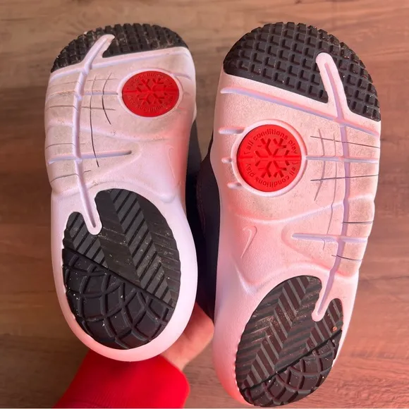 Nike Flex Advance Slip-On Bootie
