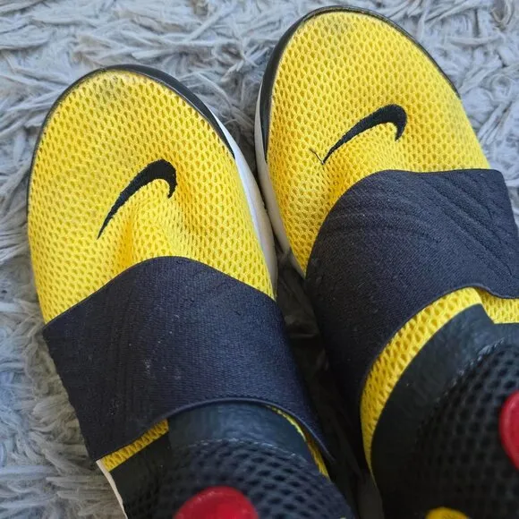 Nike Slip On Sneaker