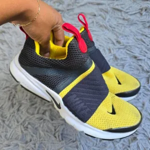Nike Slip On Sneaker