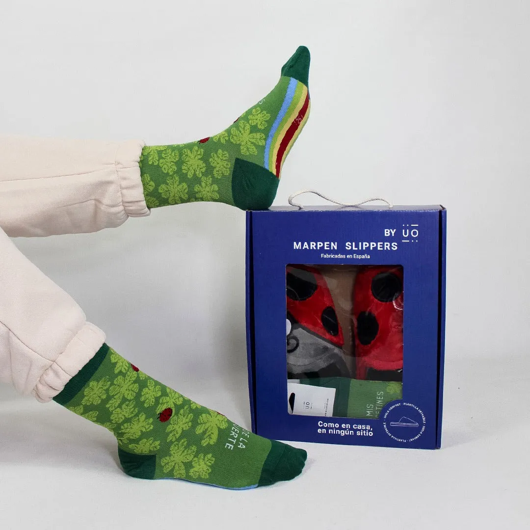 Pack Calcetín "Mis calcetines de la suerte"   Slippers Mariquita Gris y Rojo