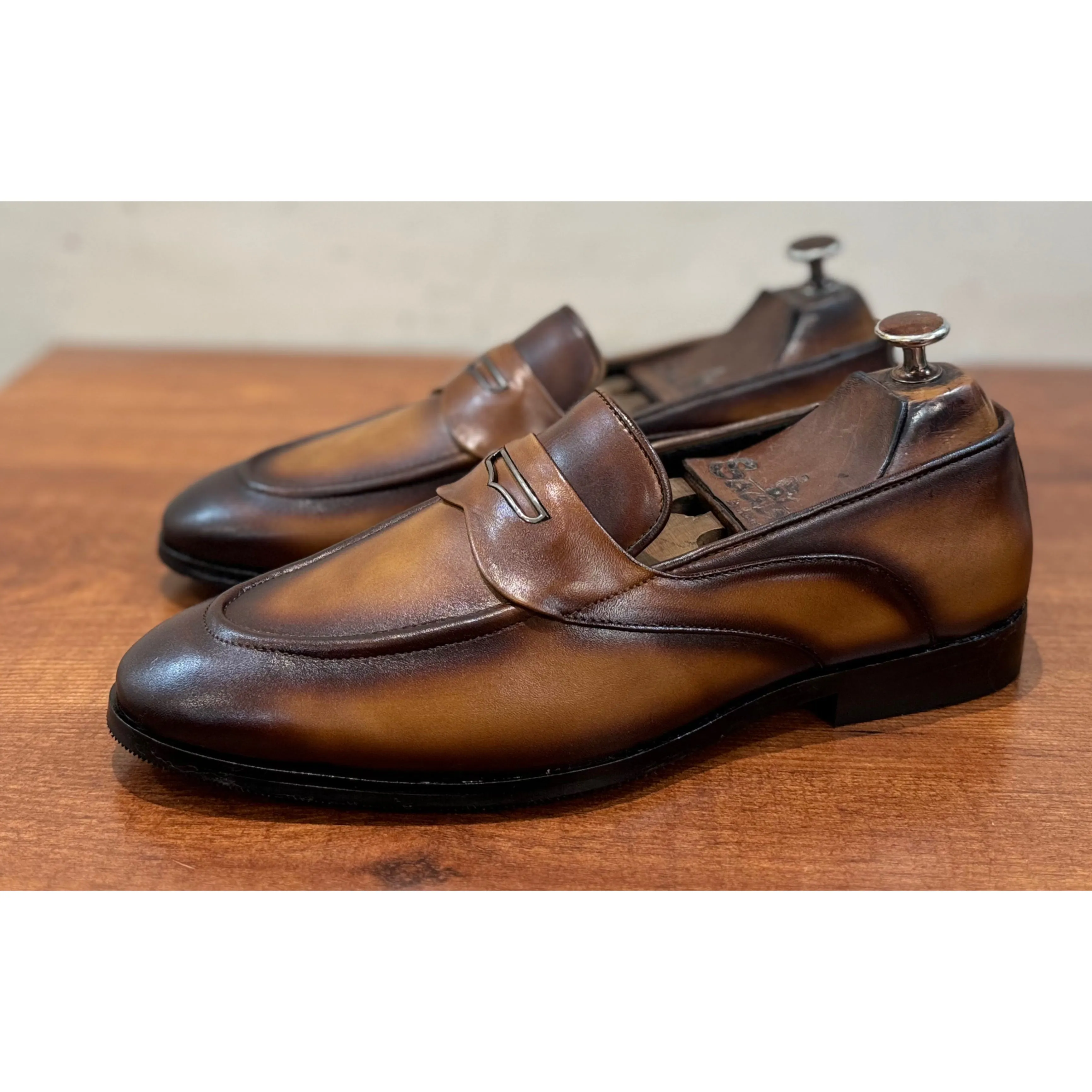 Penny Loafers With Saddle Handfinished