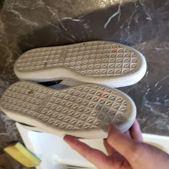 Pumas size 5.5C‎