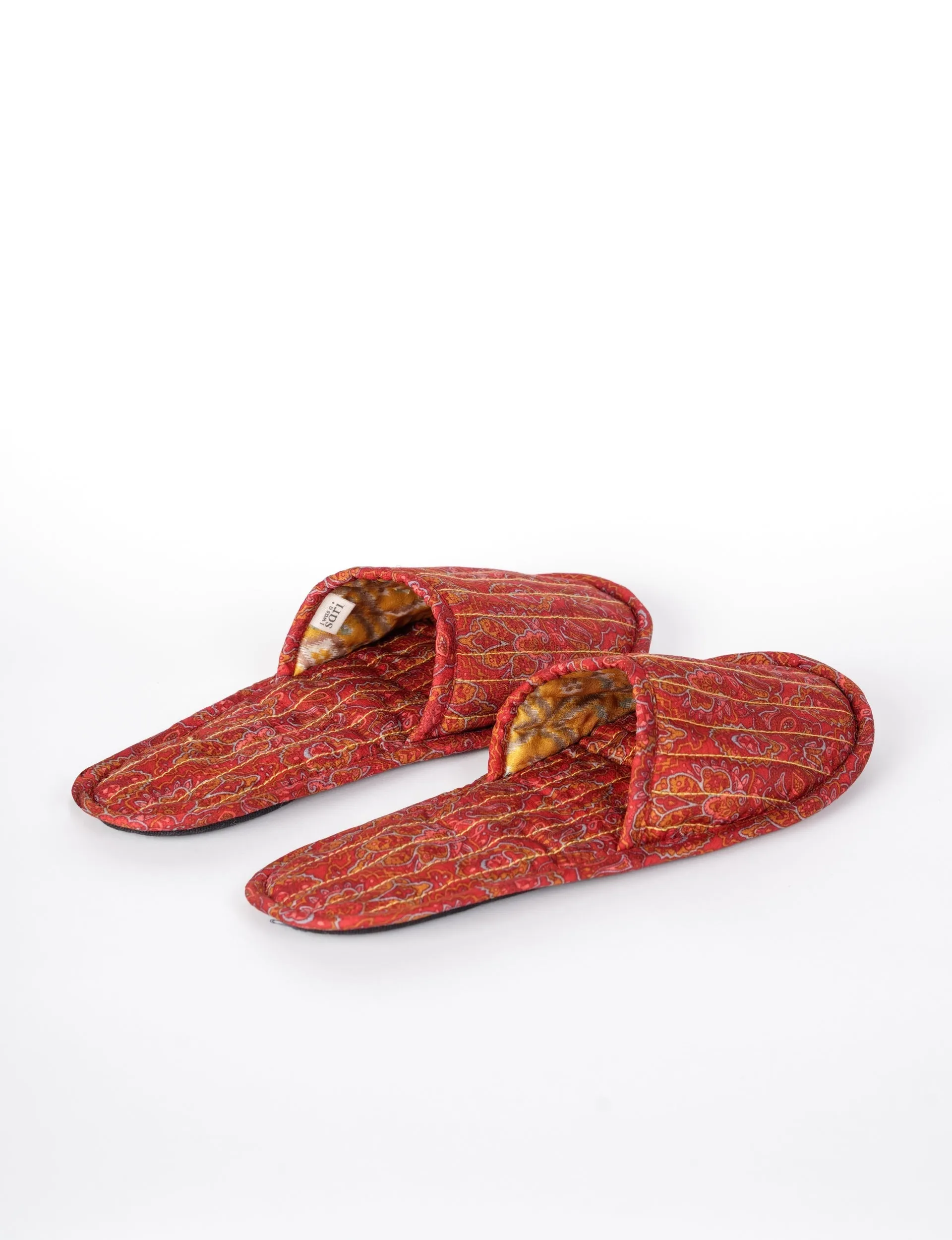 QUILTED SLIPPERS