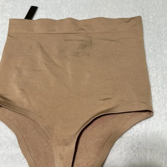 SHEER SCULPT HIGH-WAISTED THONG