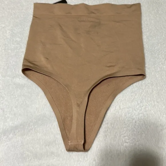 SHEER SCULPT HIGH-WAISTED THONG