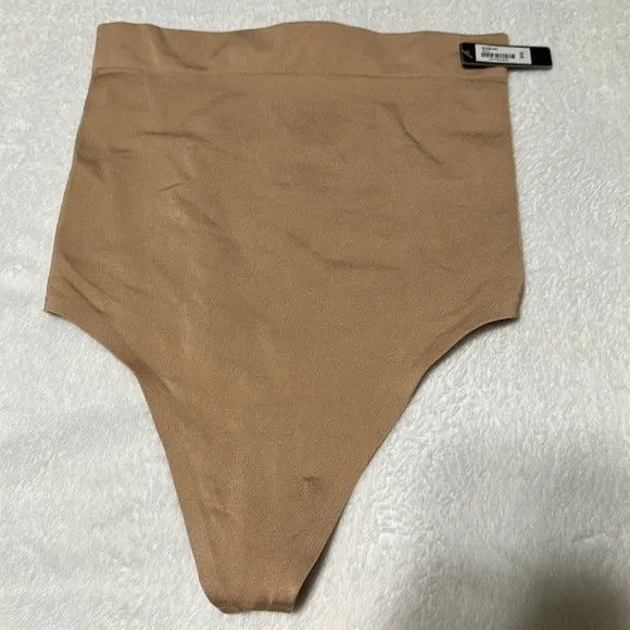 SHEER SCULPT HIGH-WAISTED THONG