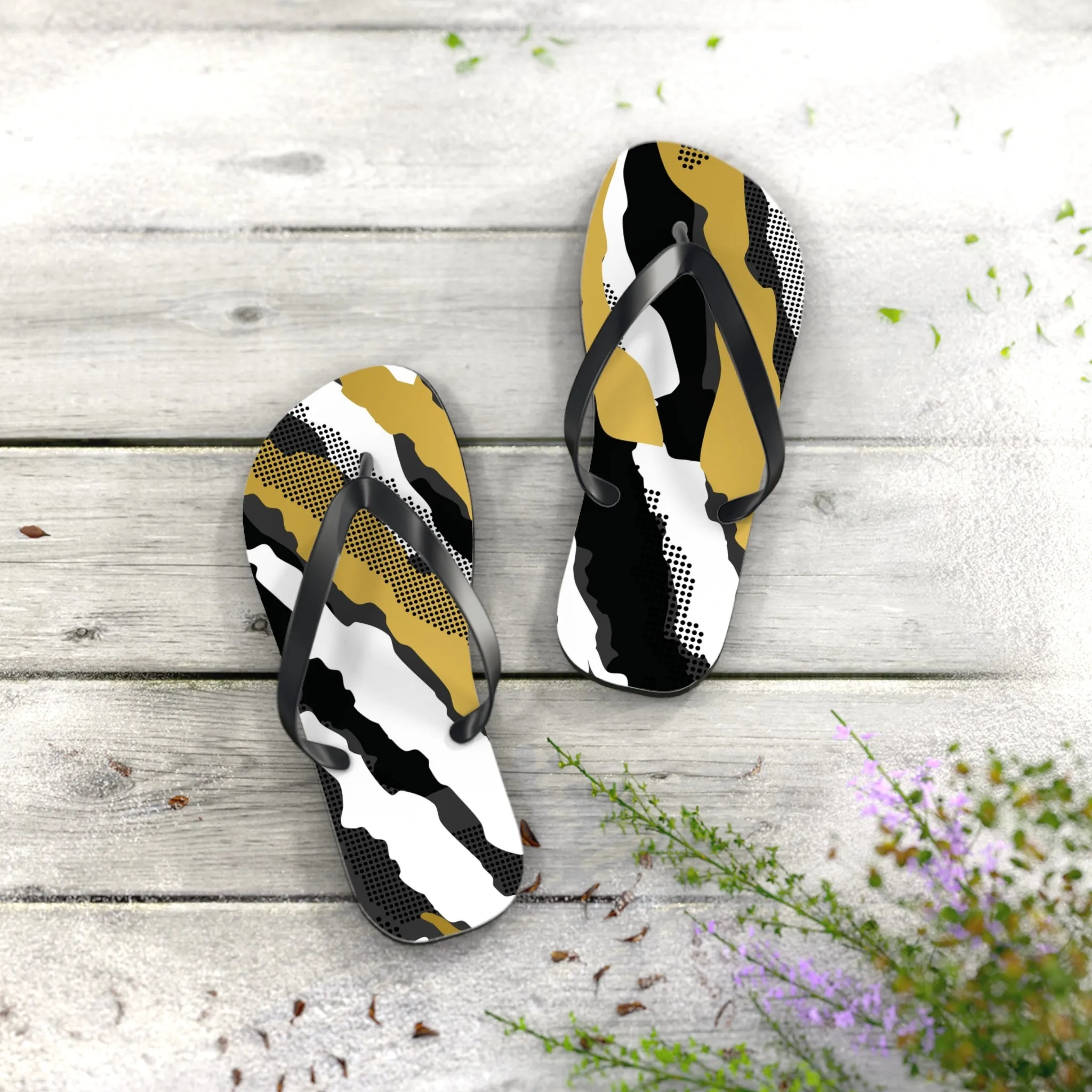 SizzleSoles Flip Flops - Trendy Summer Footwear for Beach and Casual Outings
