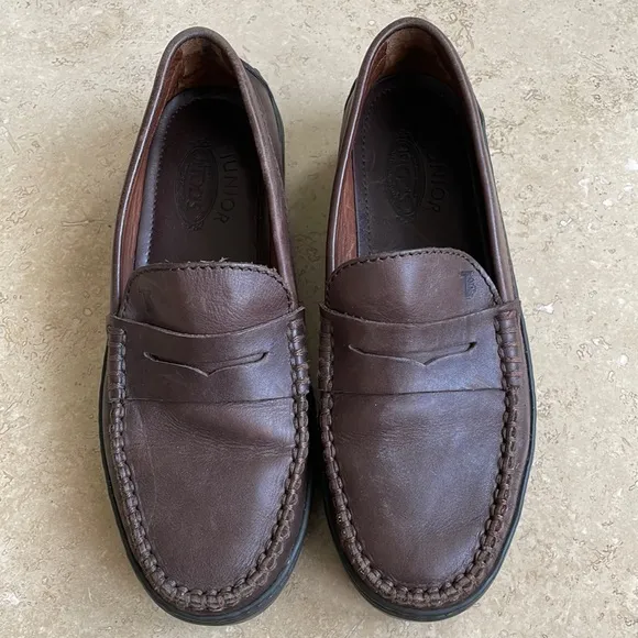 Tod’s kids 35 Junior leather penny loafer Brown size 3.5-4 hand made designer