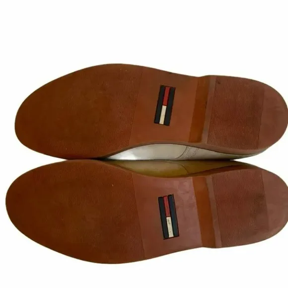 Tommy Hilfiger men’s 11M tan suede Oxford‎ shoes