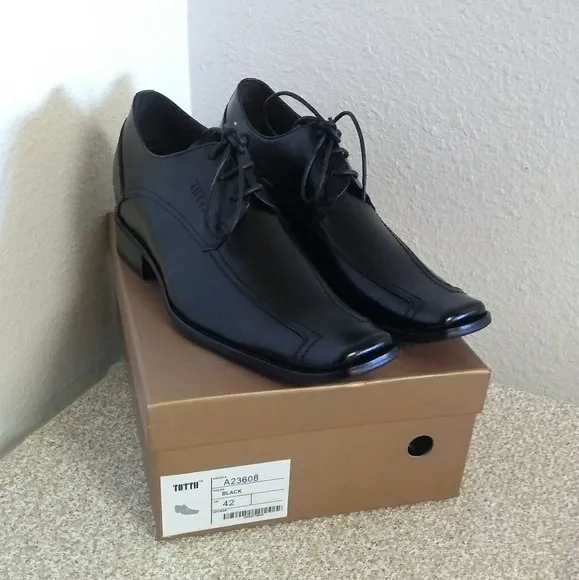 Tottii Jet Black Leather Oxford Shoes