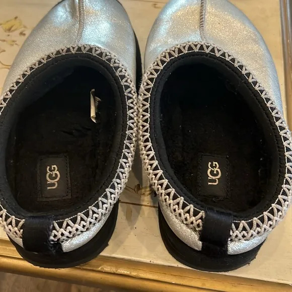 UGG KIDS TASMAN SILVER SLIP ON
