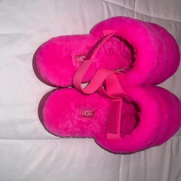 UGG Super Fluff Pink Slippers
