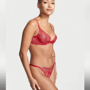 🥰🥰Victoria’s Secret Bra and Thong Set🥰🥰