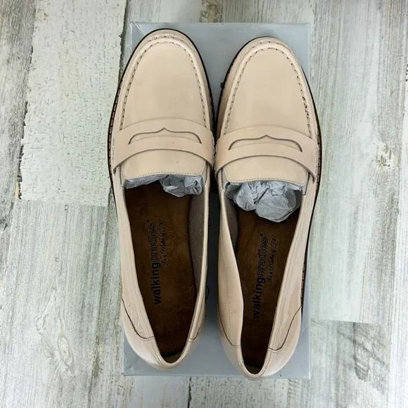 Walking Cradles womens 10 vanilla crinkle patent leather Winnie oxford new