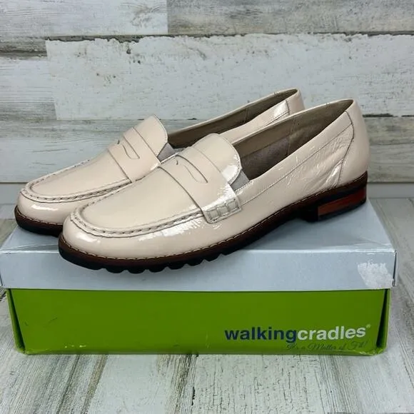 Walking Cradles womens 10 vanilla crinkle patent leather Winnie oxford new