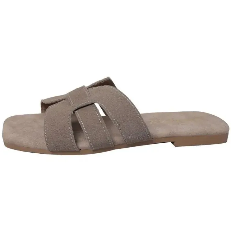 Women Slippers Flat Bottom Non-slip Outdoor Open Toe Every Day Wear Female Sandals Sexy Fashion Design Slides Woman Shoes